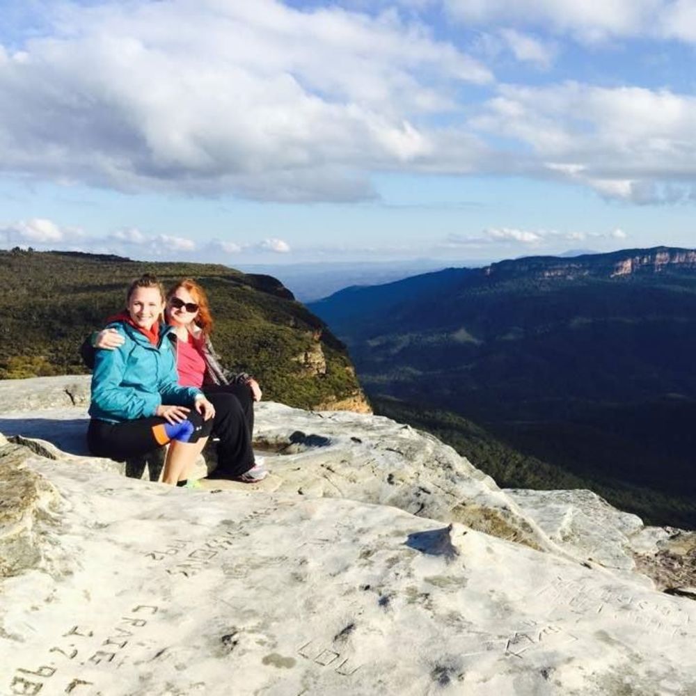 Meet your Posher, Simone